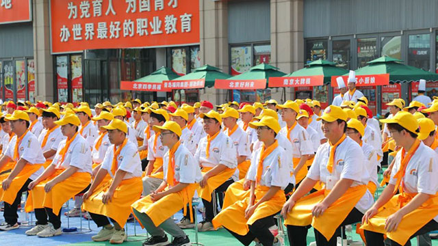 致想转行的人：年底学什么技术最香？入门简单、待遇好，还不内卷！